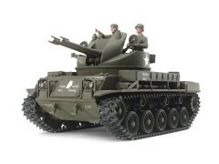 M42 Duster w/3 Fighures