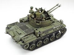 M42 Duster w/3 Fighures