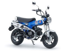 1/12 Honda Dax 125 Tamiya End.