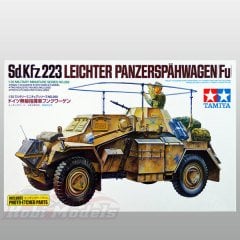 Sd.Kfz.223w/Photo Etched Parts